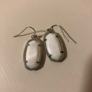 Dani White/Silver Kendra Scott Earrings